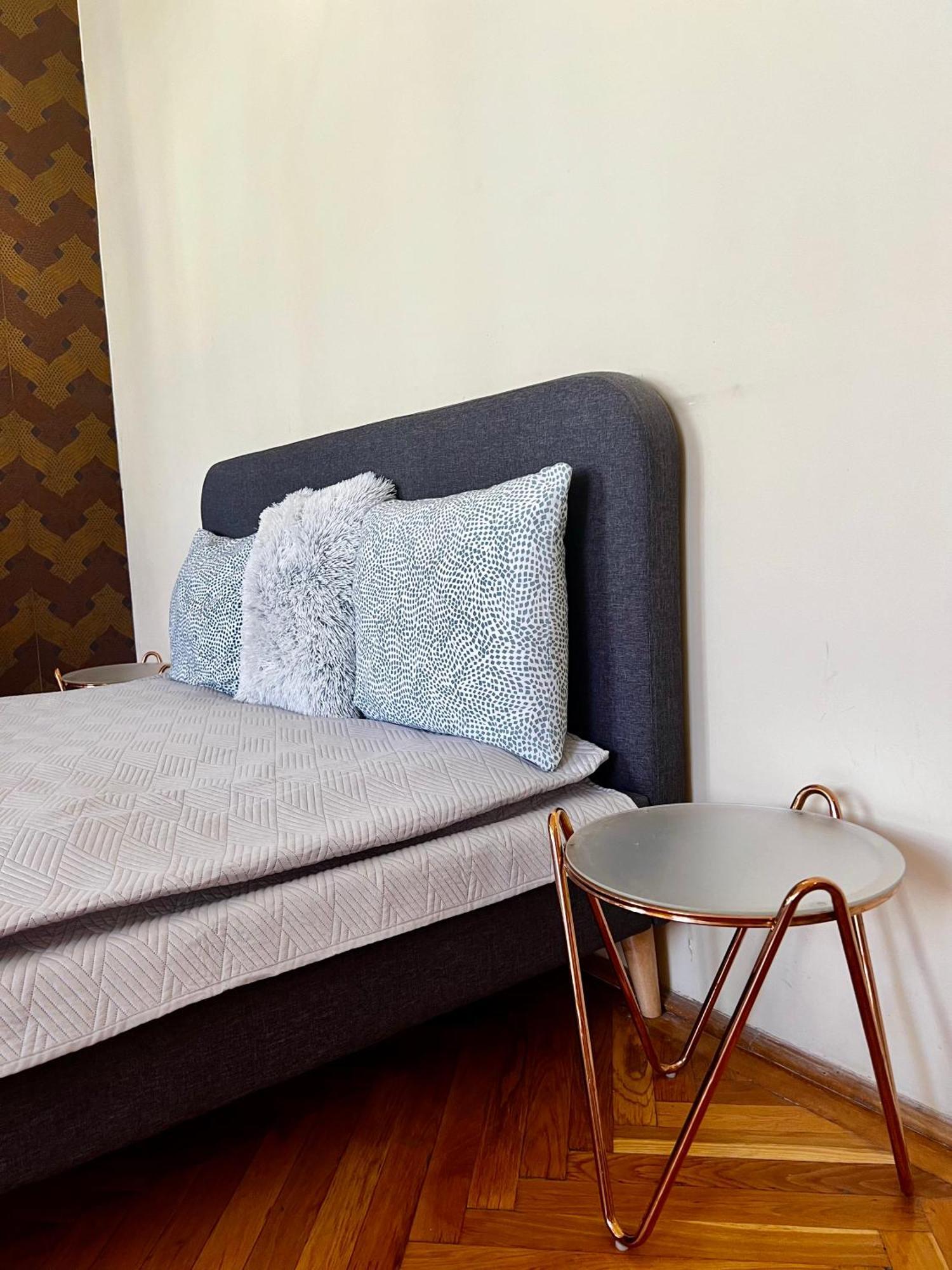 N38 Apartments By Small Home ブダペスト エクステリア 写真